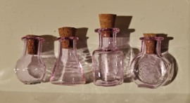 Gekleurd glazen flesje (lila)