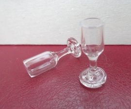 Wijnglas (smal) - (glas)