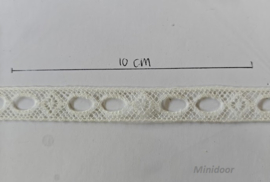 50. Fine Lace - Ivory