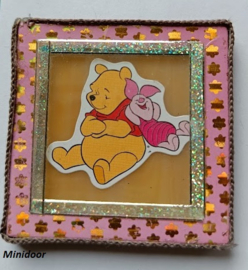 Schilderijtje "Winnie, the Pooh" (achter glas)