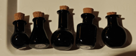 Gekleurd glazen flesje (zwart)