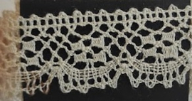 55. Gehaakt Antiek Kant - creme
