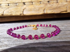 Stainless steel armband facetkralen fuchsia