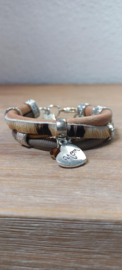 Armband leer bruin print