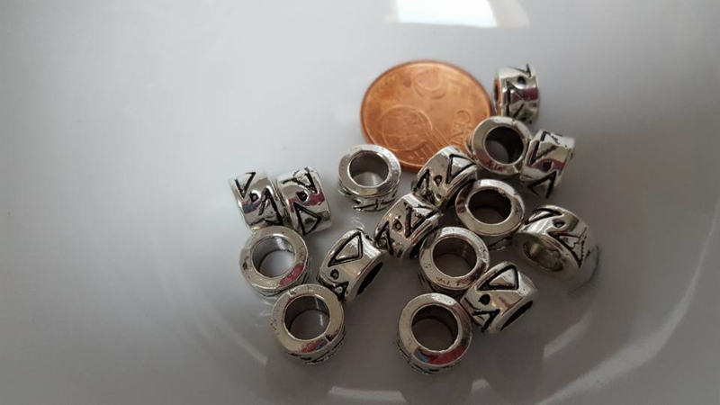 10 metalen kralen met 6mm groot gat 2