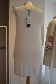 Qneel - Bamboo jersey dress - shaped - white