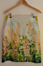 Icke - Skirt Lupine