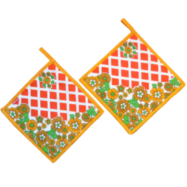 Pannenlappen retro bloemen geel oranje