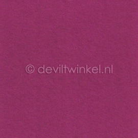 Wolvilt Fuchsia (621) 20x30 cm