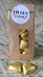 Kraft zakje, chocoladehartjes & kerststicker
