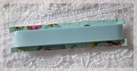 Stevig lichtblauw lint met een werkje. Set van 5