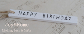 Label hout wit Happy Birthday