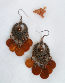 Oorbellen bruine schelphangers