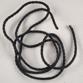 Gevlochten leren veter zwart