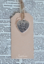 Label hartje Love Hope Faith in 2 kleuren