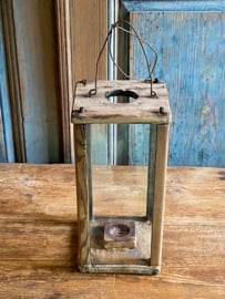 Zweedse houten stallantaarn