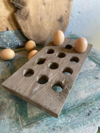 Houten eierrekje