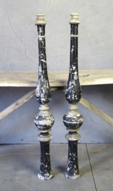 Set wooden balusters