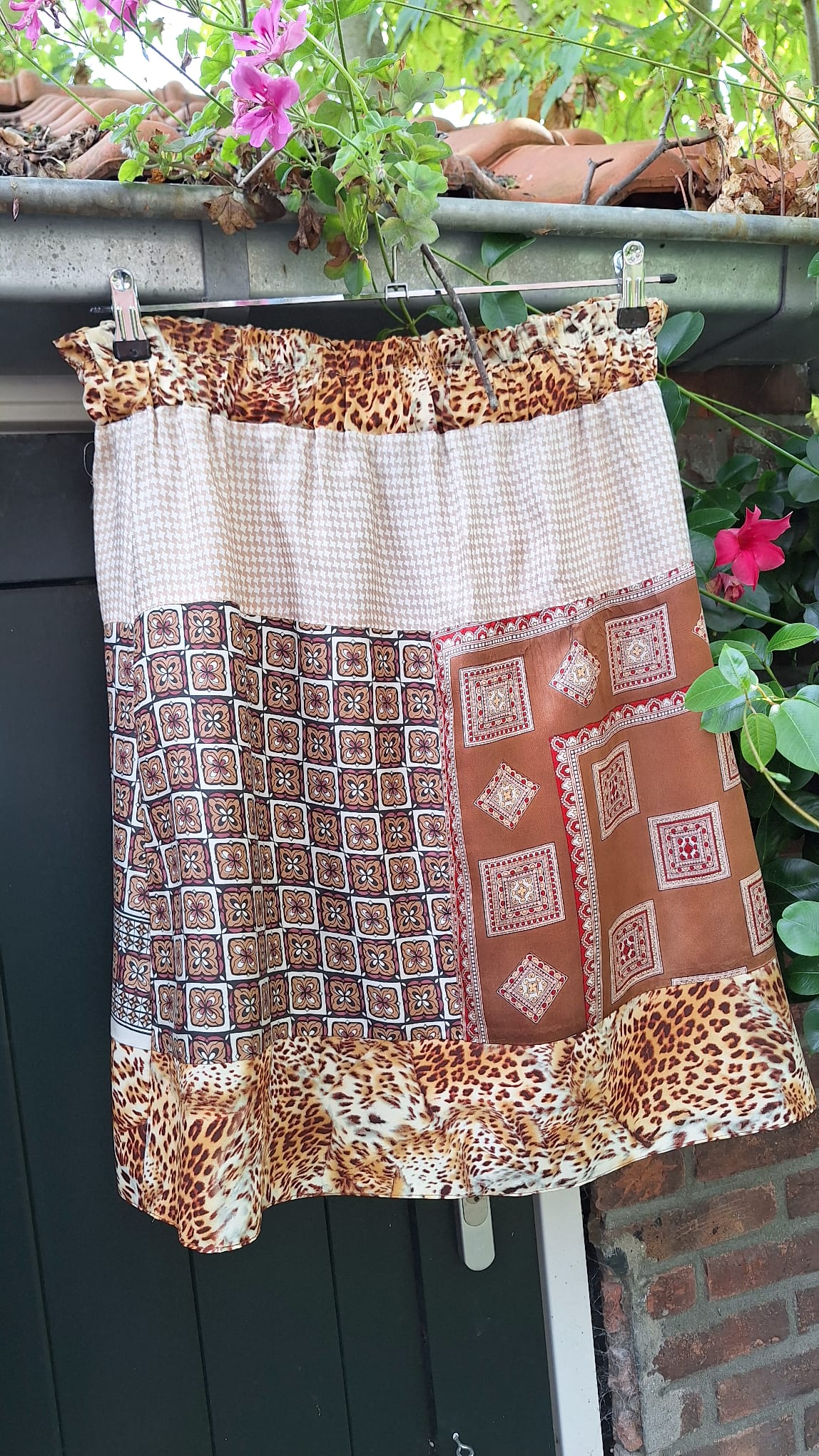 Kimono met bijpassend zijde rokje uit eigen atelier | Oplage 1
