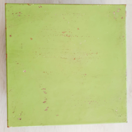 Vintage | Appelgroen houten theetafeltje op pootjes | 38 x 38 CM
