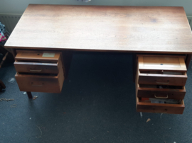 Vintage Deens Design Bureau | Massief Teak| 5 laden | 2 uitschuifplankjes | Made in Denmark