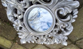 Houten zilveren barok  4 kanten spiegel.