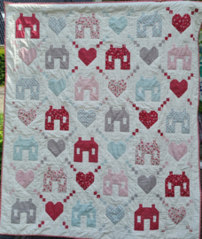 Friendly Neighborhood  My SummerHouse QuiltKit  65"x 75"