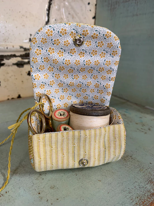 Caravan Cushion(the birdhouse)