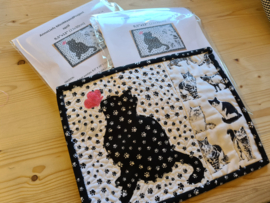 mugrug poes zwart/wit 9.5 x 12 inch