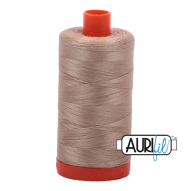 Aurifil Mako wt50 1300m 2326 Sand