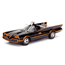 Batman DC Comics Classic TV Batmobil 1966 metal Car - Scale 1:32