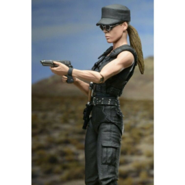 Terminator 2 Judgment Day Sarah Connor and John Connor set 2 figures - 18cm