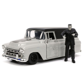 JADA Frankenstein Chevy Suburban Delivery 1957 car + figure set - Scale: 1:24