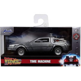 Back to the Future Delorean car + figure set Scale: 1:32