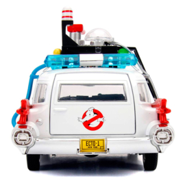 Ghostbusters ECTO-1 metal car - Scale 1:24