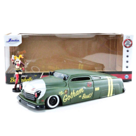 DC Comics Harley Quinn Mercury 1951 metal car + figure set - Scale 1:24