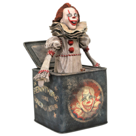 It Pennywise in Box Chapter 2 diorama figure - 23cm