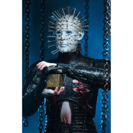 Hellraiser Ultimate Pinhead figure - 18cm