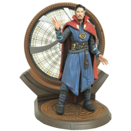 Marvel Select In the Multiverse of Madness Dr Strange statue - 18cm