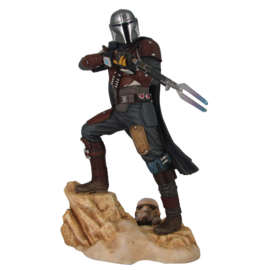 Star Wars The Mandalorian PREMIER COLLECTION The Mandalorian statue - 29cm