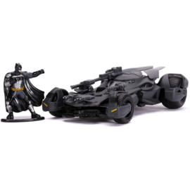 DC Comics Batman Batmobil Metal car + figure set - Scale: 1:32