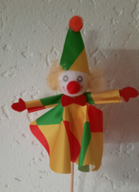 clown op steker | rood geel groen