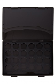 PXP schmink case met inlay 24 x 10 gram plus penseel ruimte