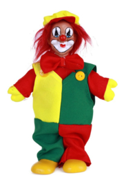 clownspop met pet | rood geel groen