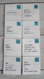 houten onderzetters met letter