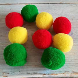 pompom 4 cm 9 stuks