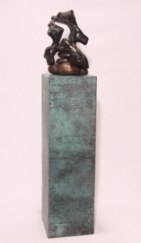 Hoger en hoger - bronzen sculptuur