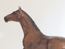 Paard met ingevlochten manen - bronzen beeld
