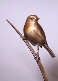 Roodborstje op stengel - bronzen beeld