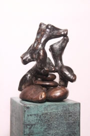 Hoger en hoger - bronzen sculptuur